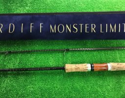 カーディフ　モンスターリミテッド87Ｍ、クリックス　ＣＮ-86センスなど入荷♪（高槻店）